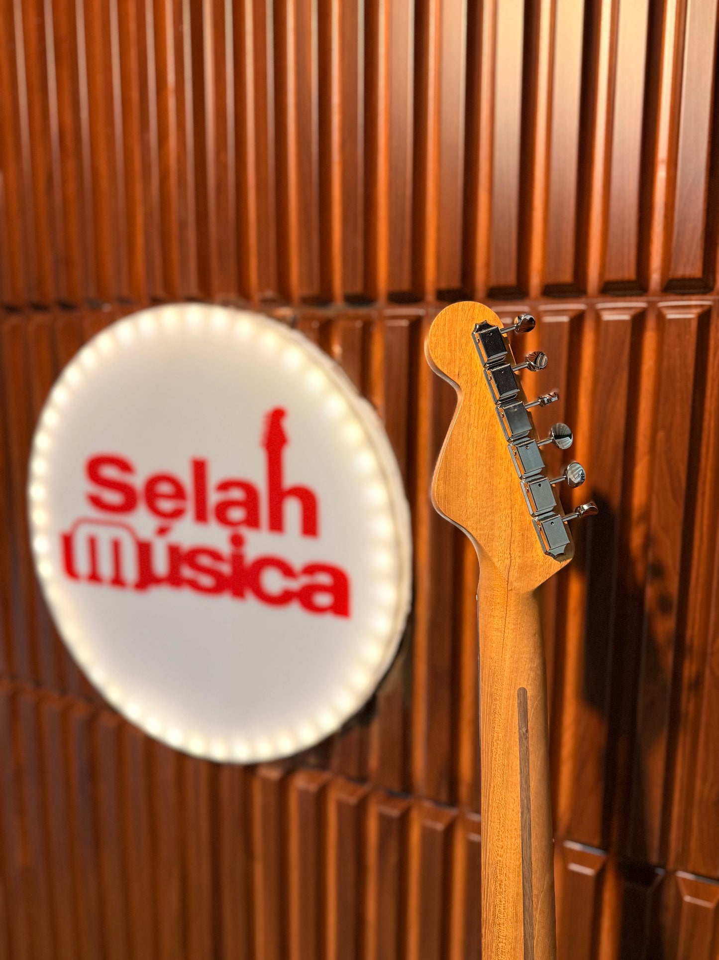 Guitarra Fender Highway Series™ Dreadnought All-Mahogany