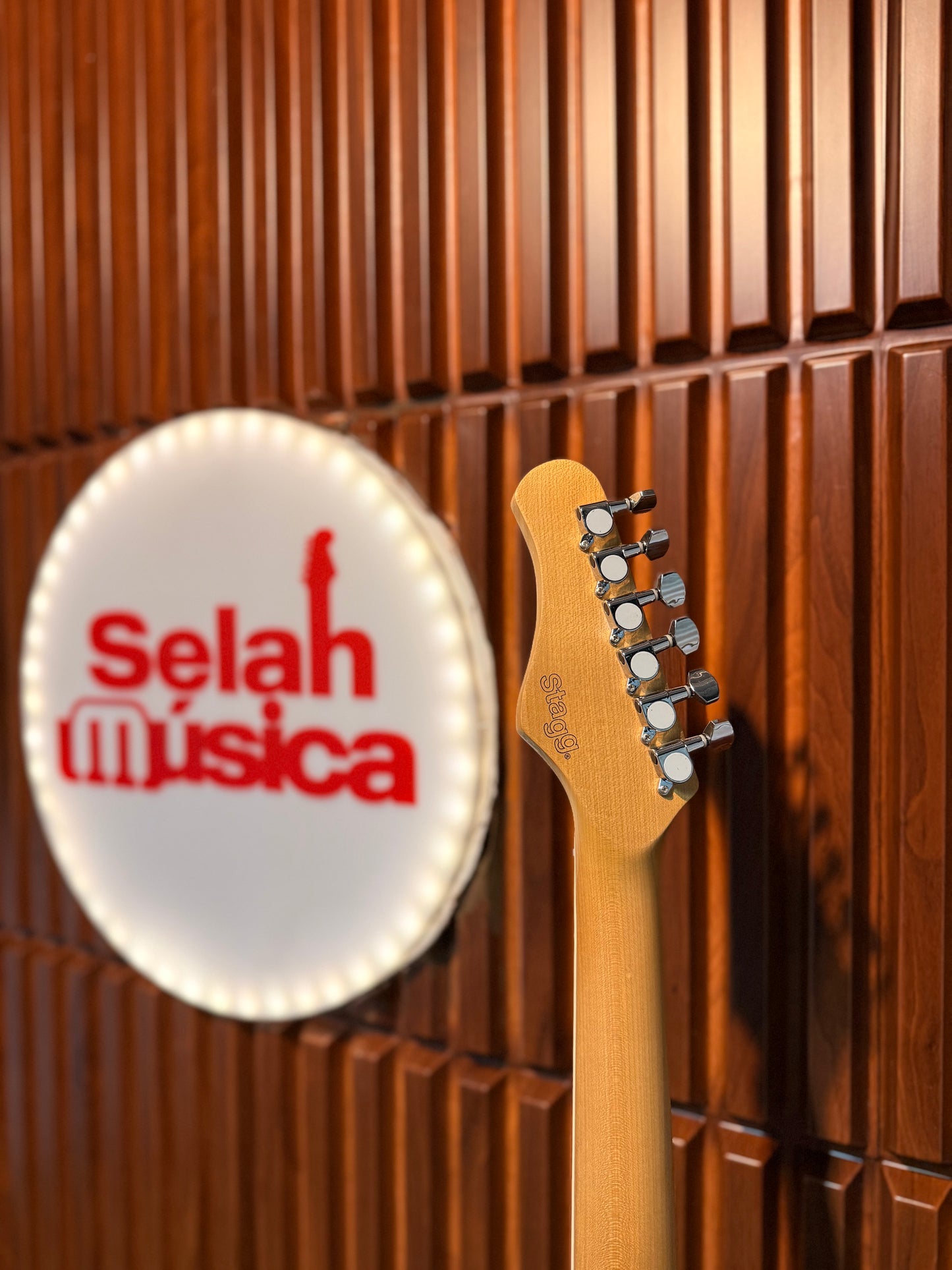 Guitarra Stagg SES-60 – Sunburst