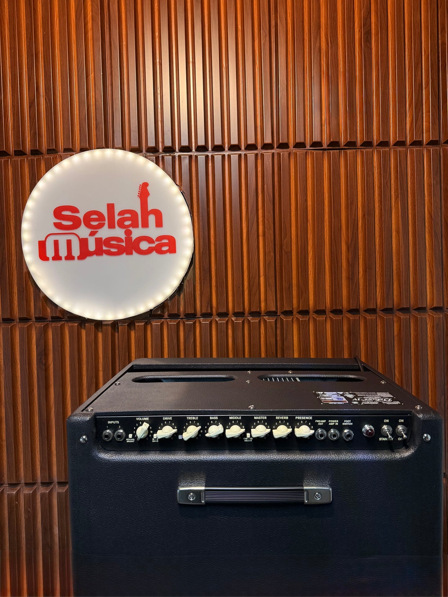 Amplificador para guitarra Fender Hot Rod Deluxe IV