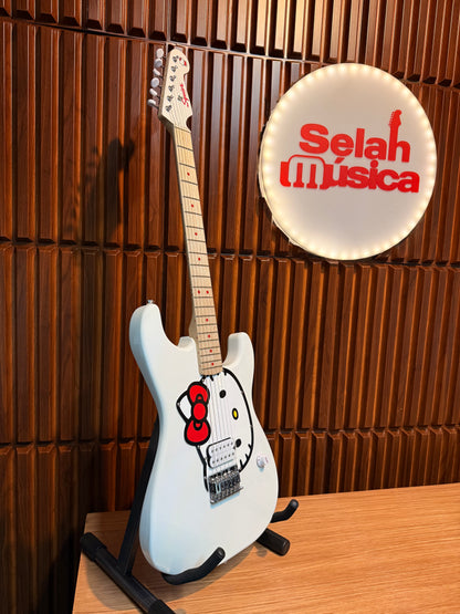 Guitarra Fender x Hello Kitty Stratocaster White Finish