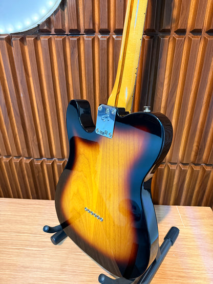 Guitarra Fender Vintera II ’60s Telecaster Thinline 3-Color Sunburst