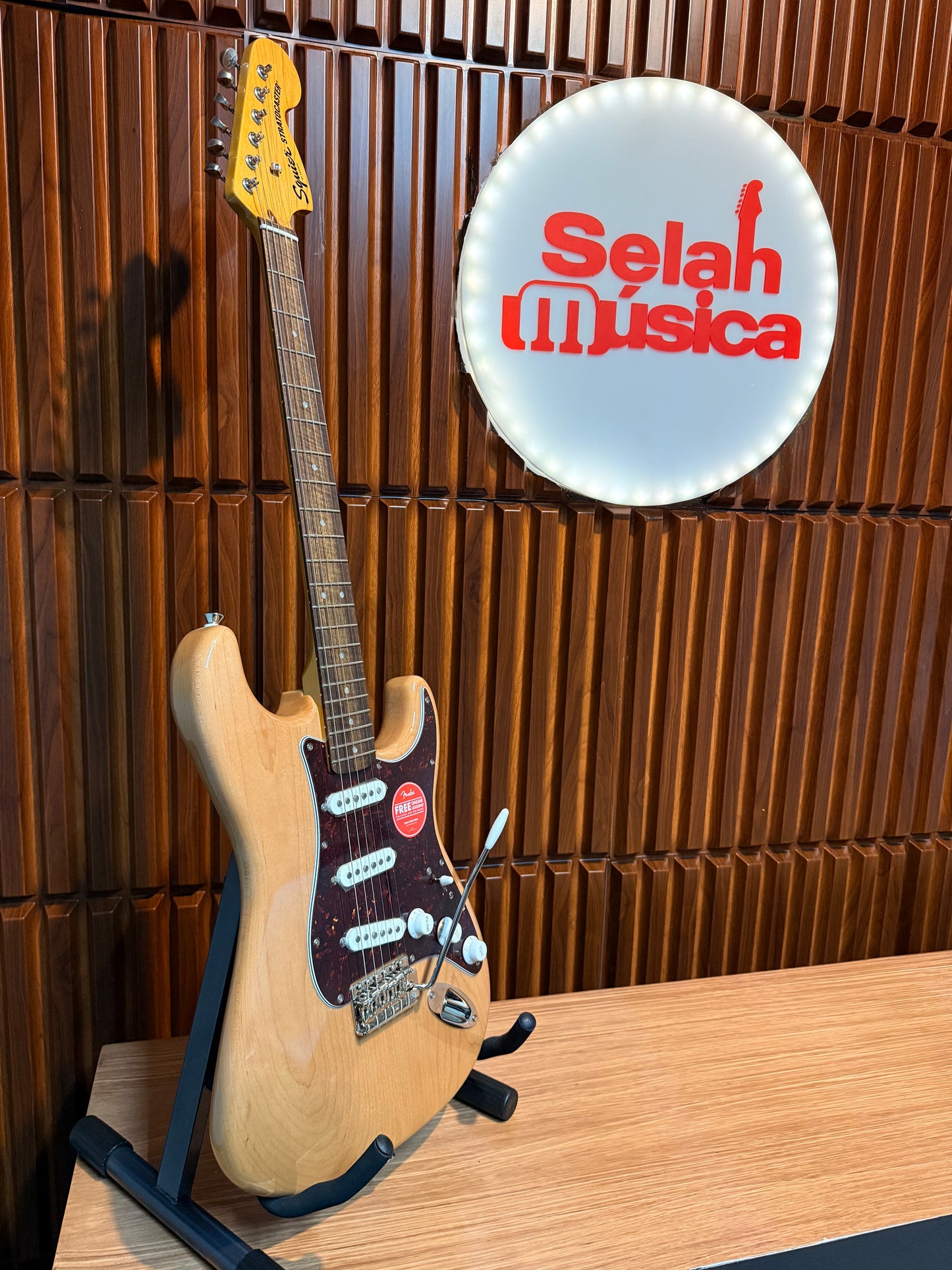 Guitarra Squier Classic Vibe ’70s Stratocaster Natural Finish