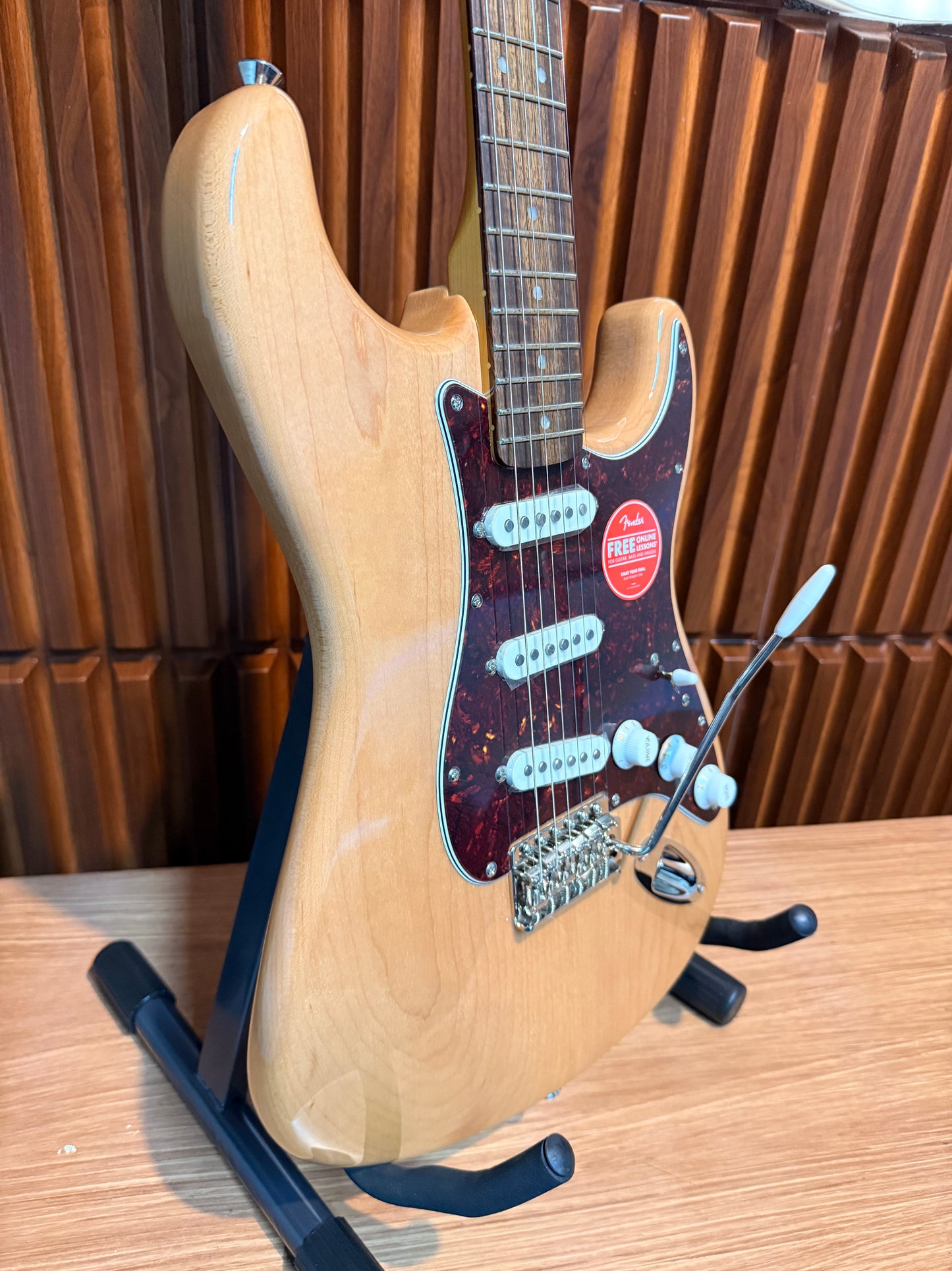 Guitarra Squier Classic Vibe ’70s Stratocaster Natural Finish