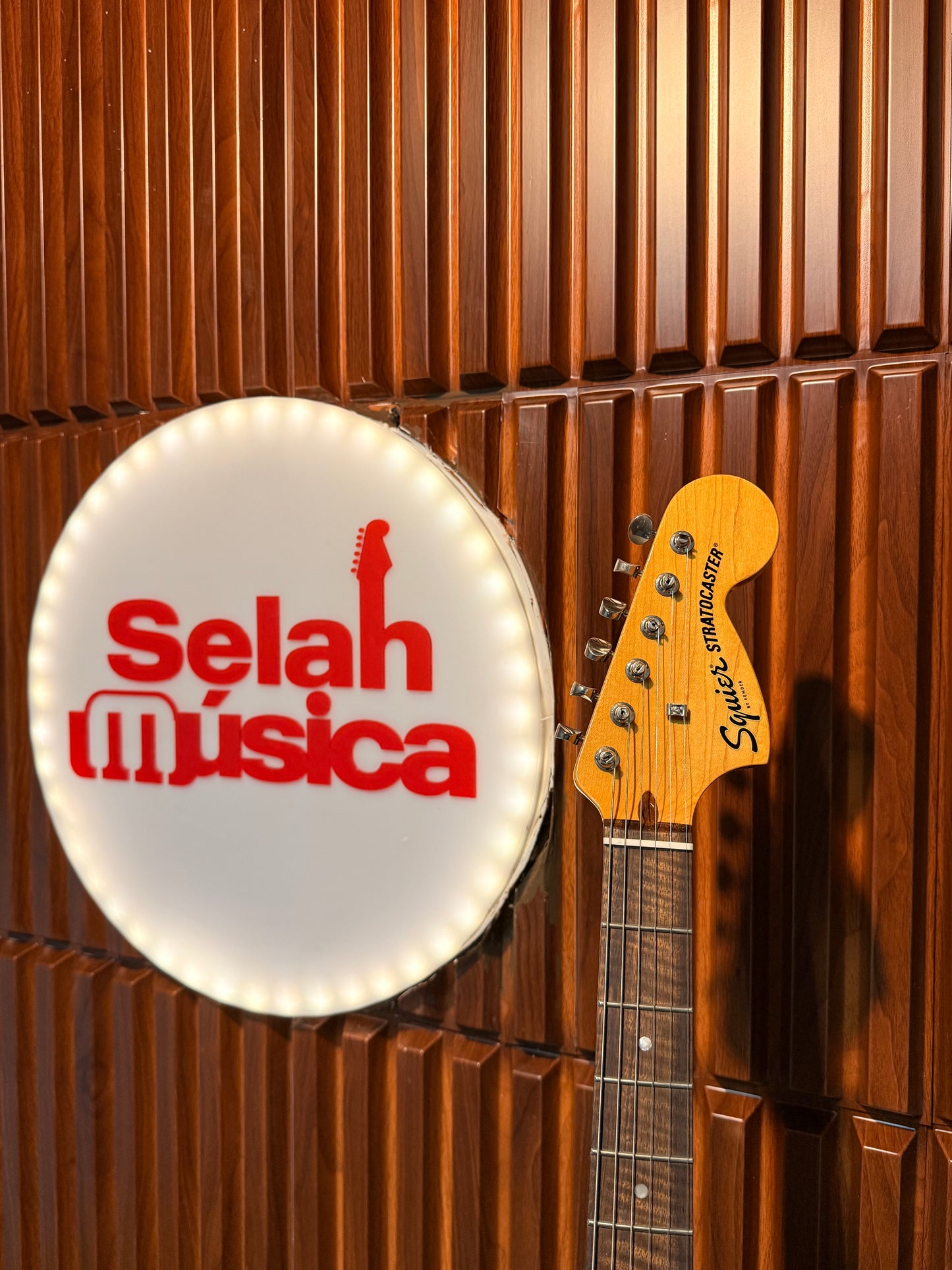Guitarra Squier Classic Vibe ’70s Stratocaster Natural Finish