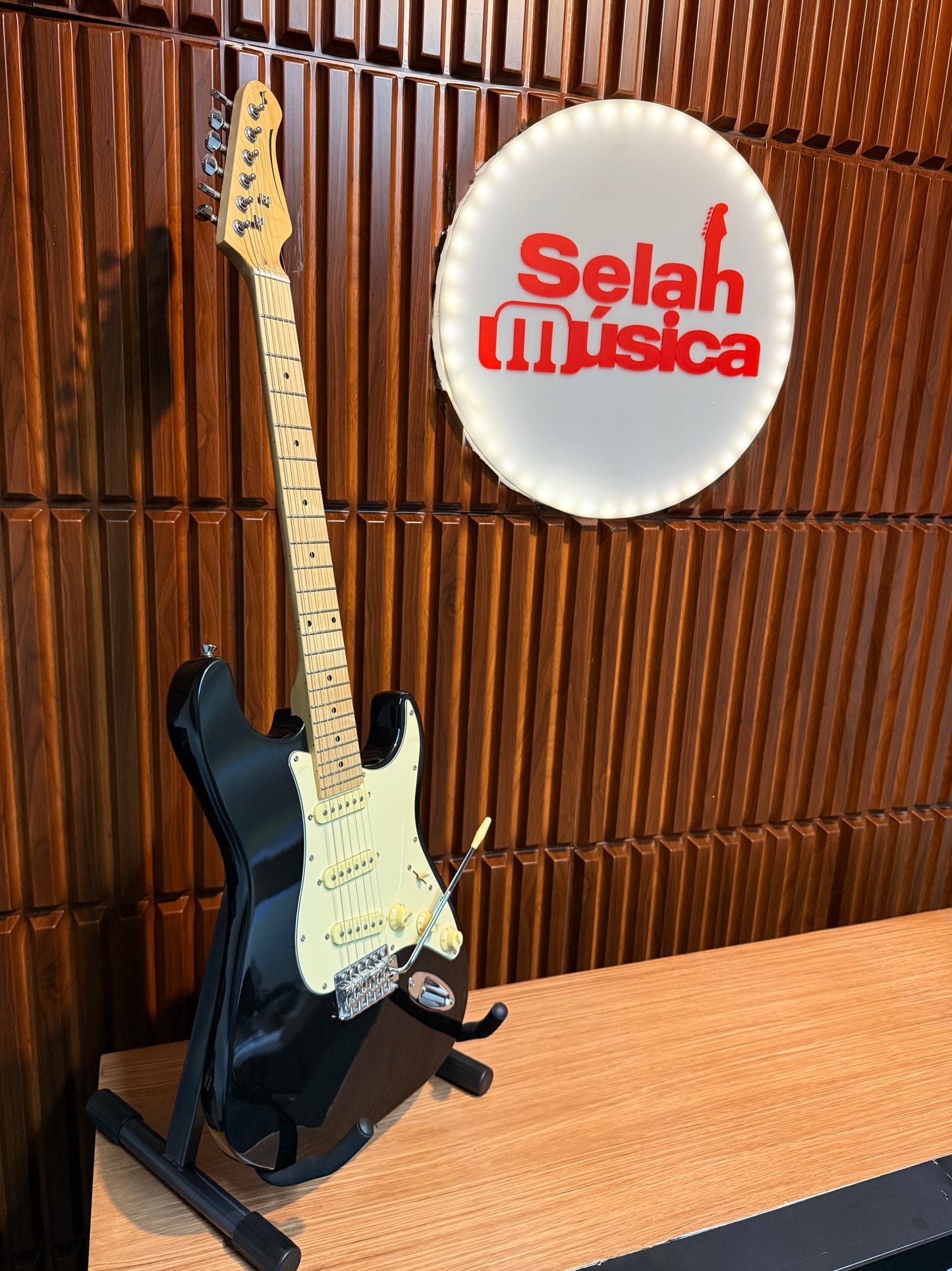 Guitarra Stagg Vintage Series SES-55 Black Finish