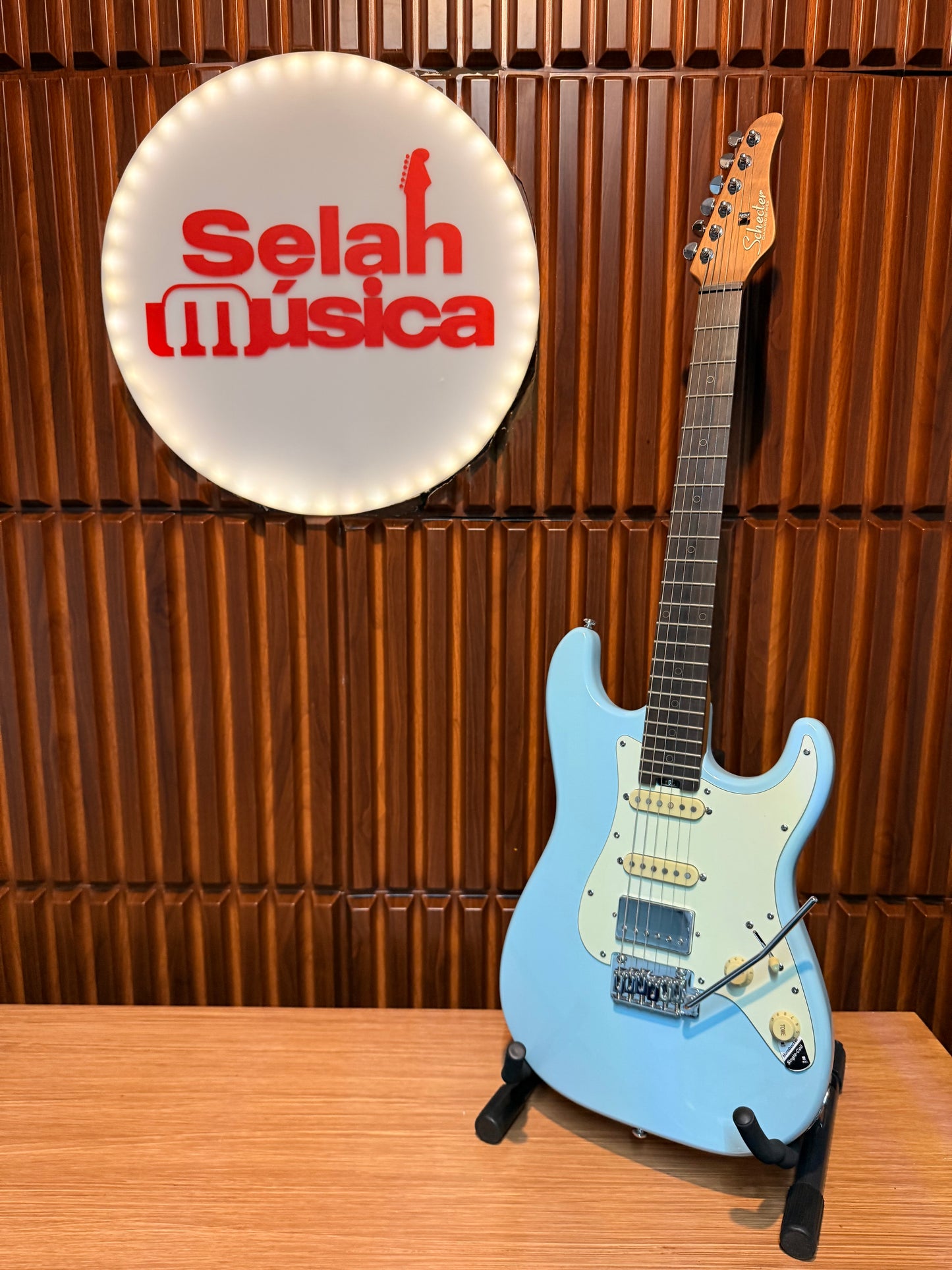 Guitarra Schecter Nick Johnston Stratocaster Atomic Frost