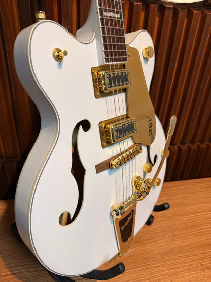 Guitarra Gretsch G5422TG Electromatic Classic Hollow Body White