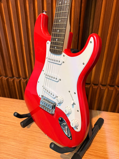 Guitarra Squier Sonic Stratocaster – Rojo