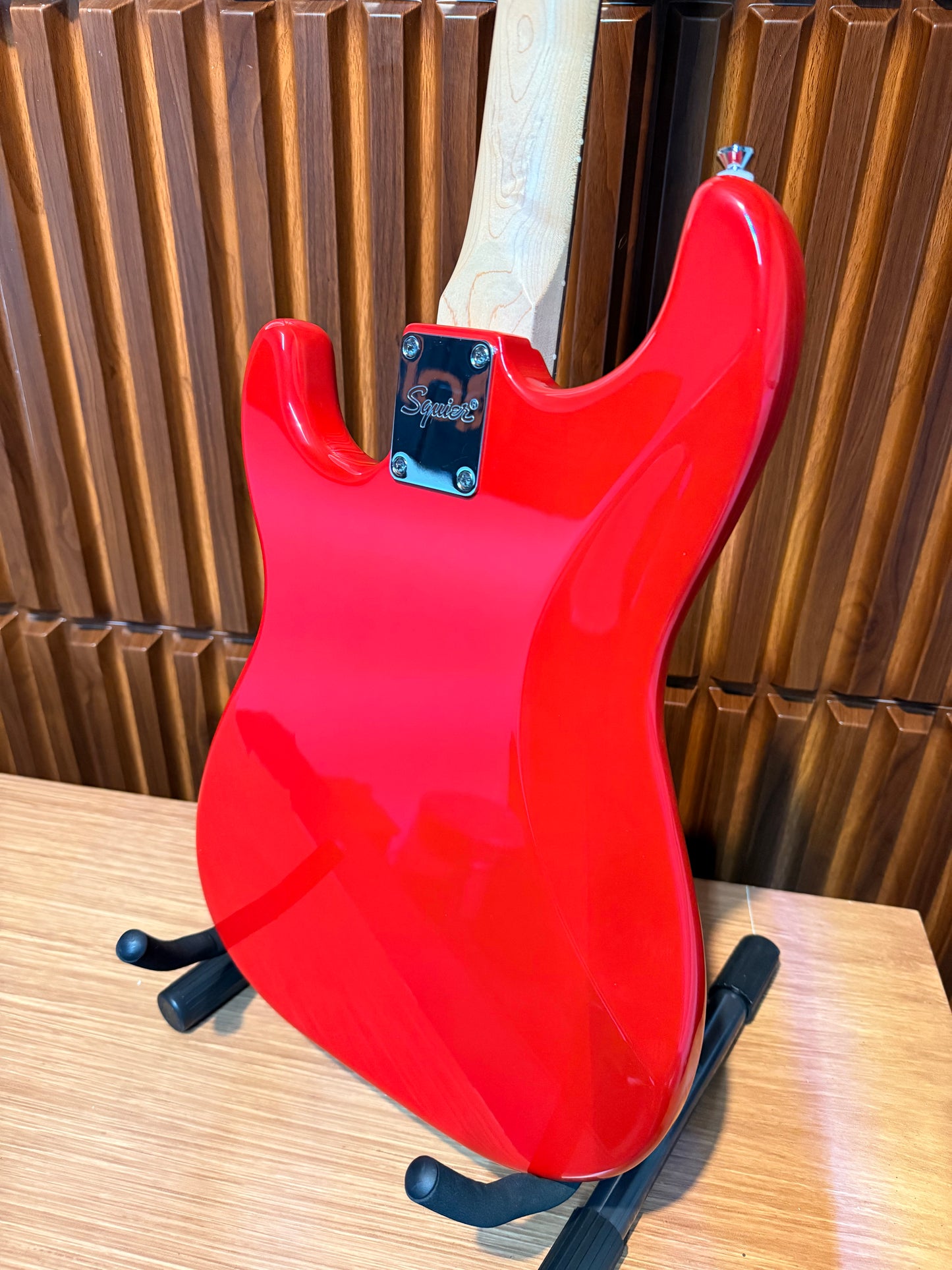 Guitarra Squier Sonic Stratocaster – Rojo