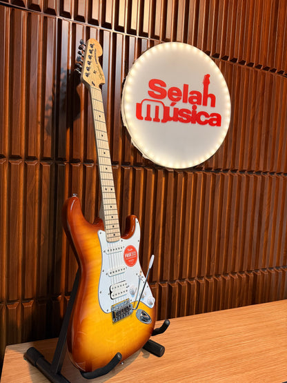 Guitarra Squier Affinity Series Stratocaster FMT HSS – Sienna Sunburst