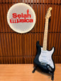 Guitarra Squier Sonic Stratocaster – Negra