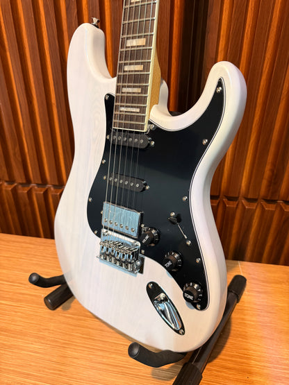 Guitarra Stagg SES-60 – white blonde
