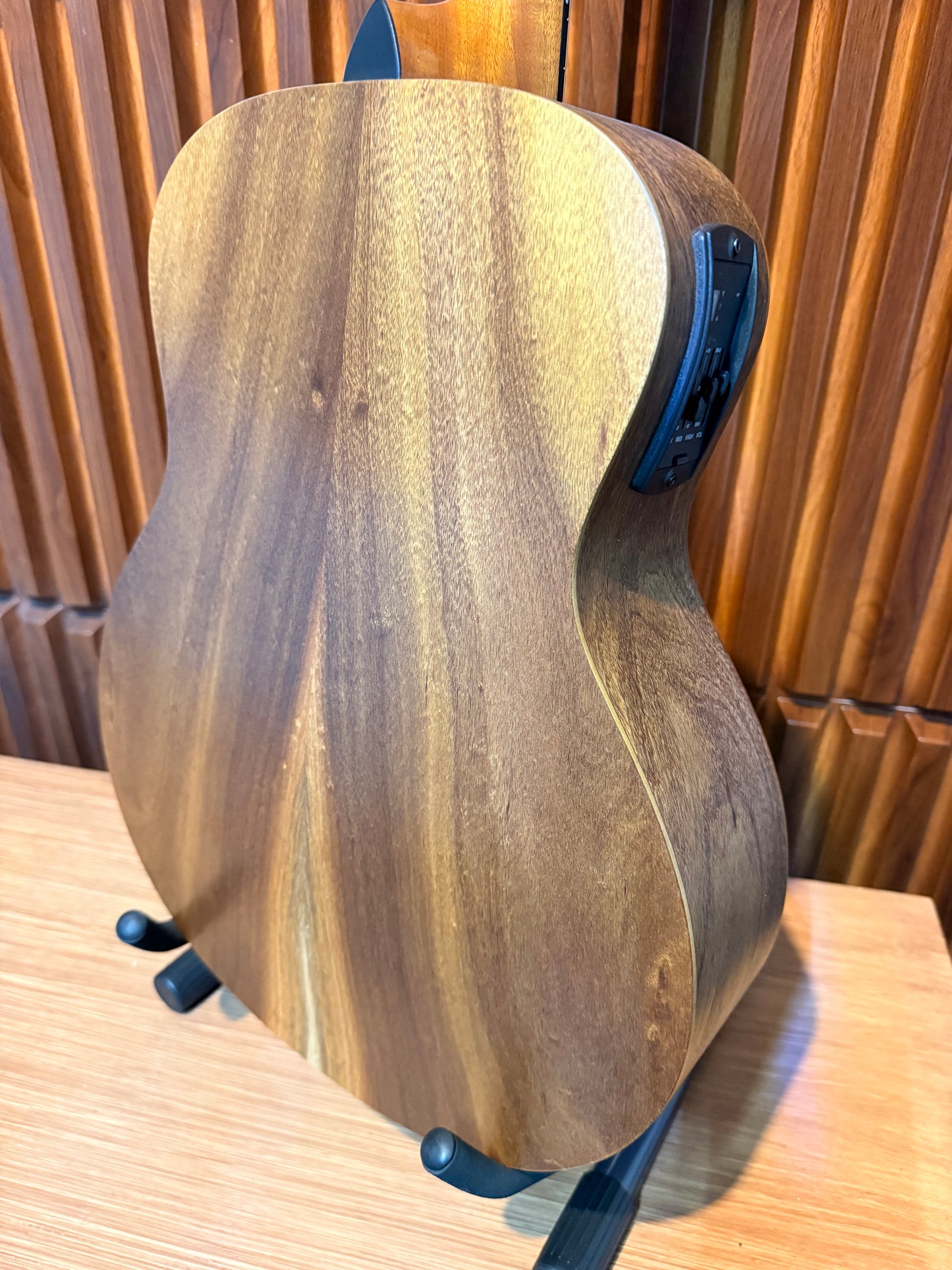 Guitarra electroacústica Taylor GS Mini-e Koa – Natural