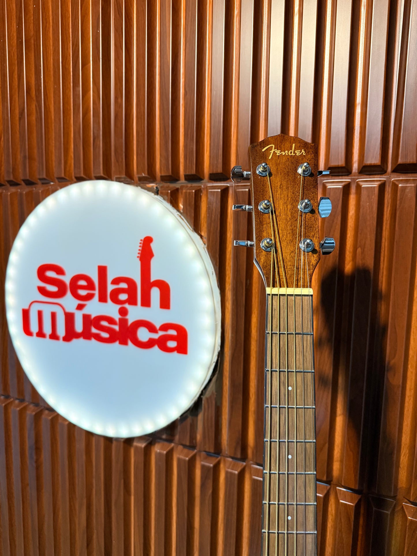 Guitarra acústica Fender CD-60 Dreadnought