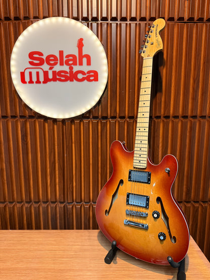 Guitarra Eléctrica Squier Affinity Series Starcaster Deluxe Semi-Hollowbody Sienna Sunburst
