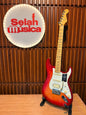 Guitarra Eléctrica Fender Player II Stratocaster HSS Aged Cherry Burst