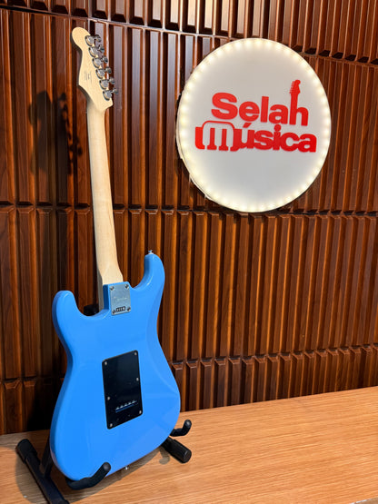 Guitarra Eléctrica Squier Sonic Stratocaster California Blue