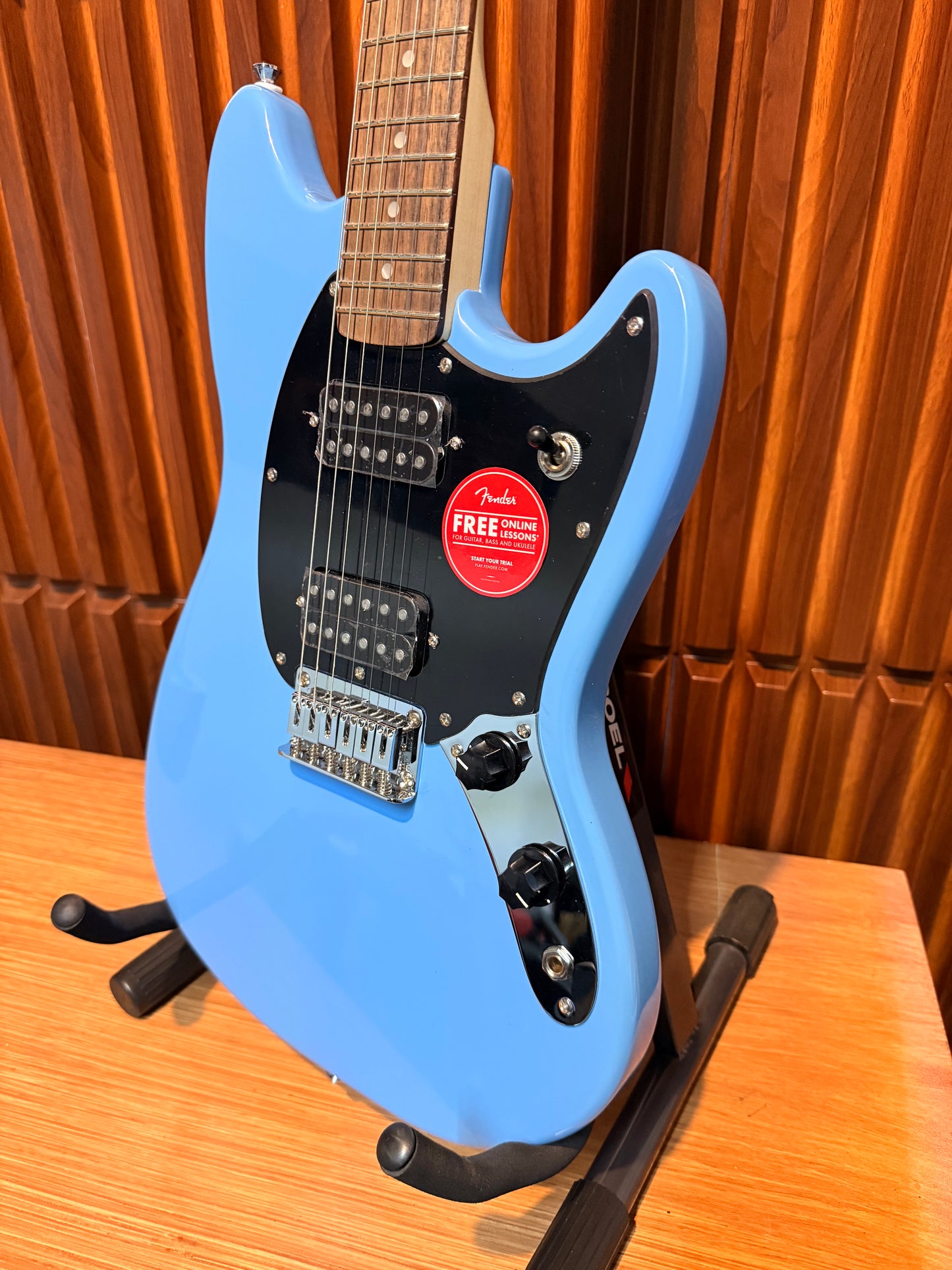 Guitarra Eléctrica Squier Sonic Mustang HH California Blue