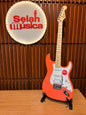 Guitarra Eléctrica Squier Sonic Stratocaster SSH Coral