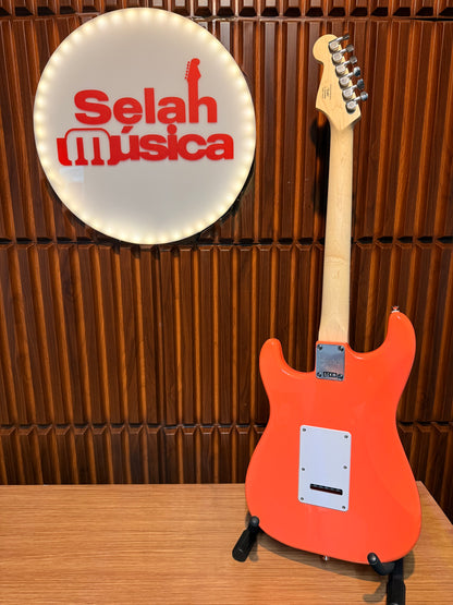 Guitarra Eléctrica Squier Sonic Stratocaster SSH Coral