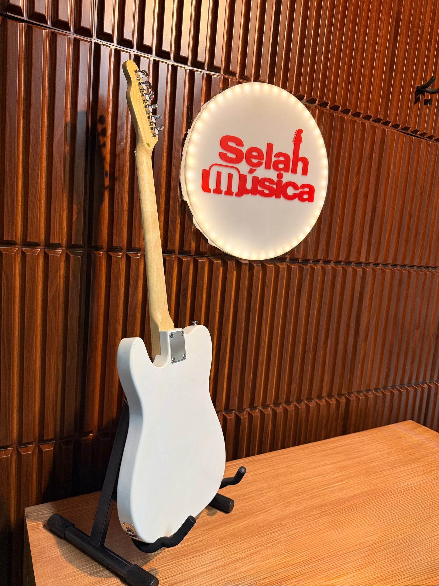 Guitarra Logan L-EG-TT Telecaster