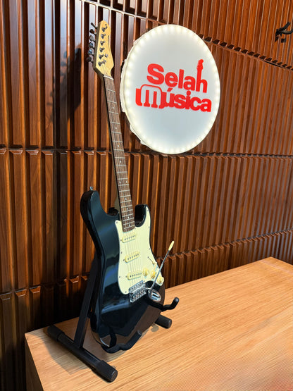 Guitarra Stagg SES-30 Stratocaster