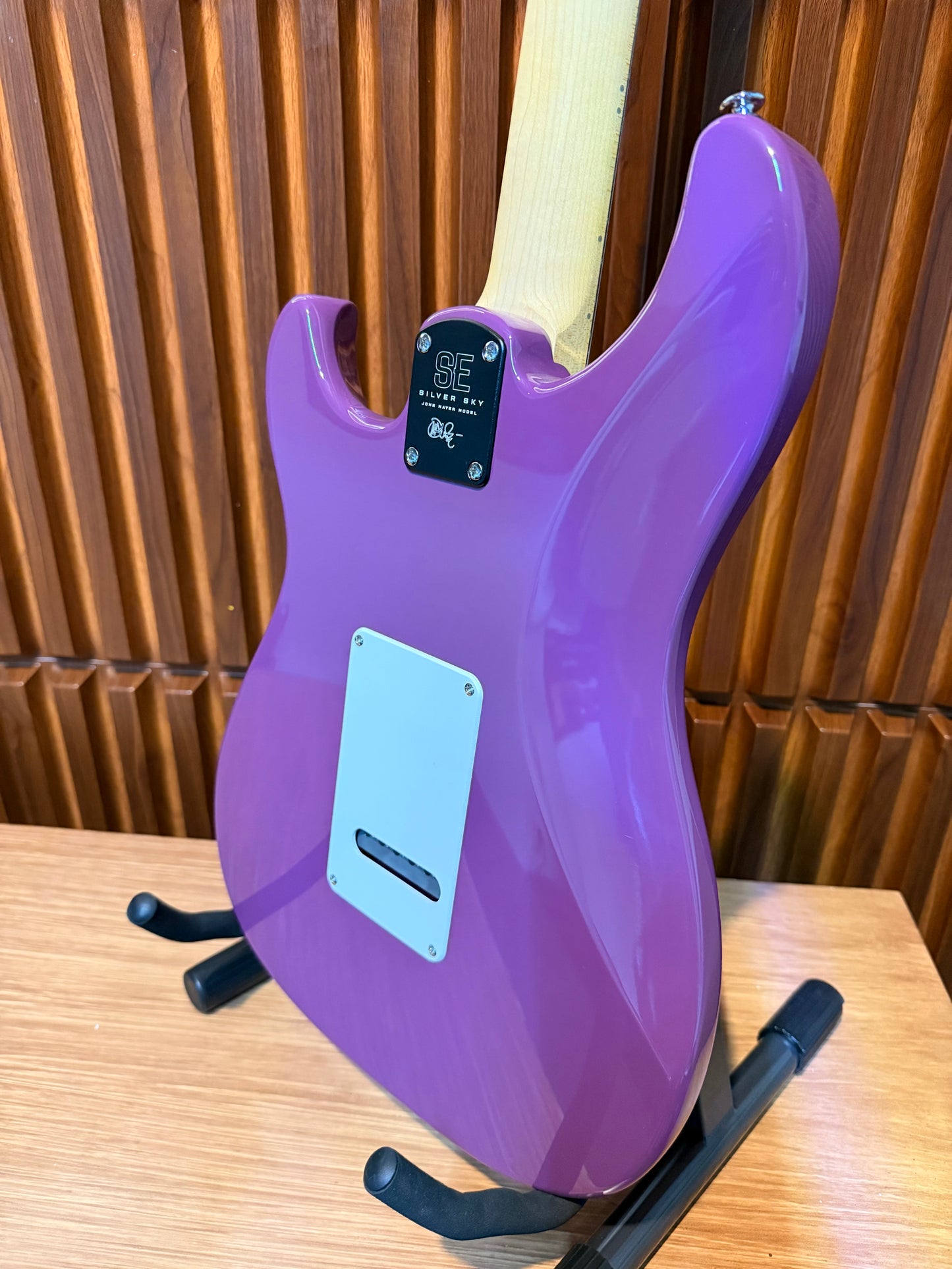 Guitarra  PRS SE Silver Sky Maple Summit Purple