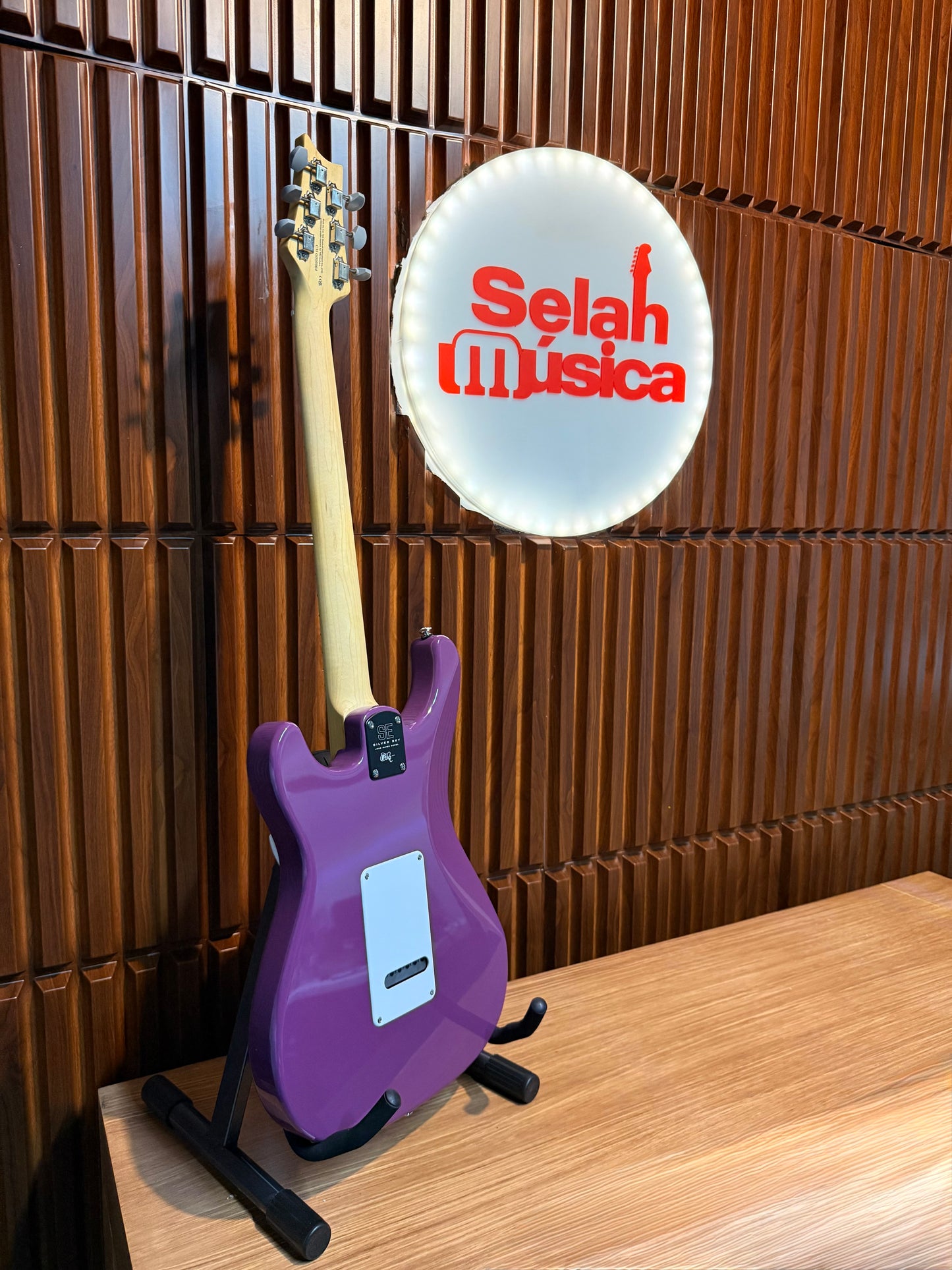 Guitarra  PRS SE Silver Sky Maple Summit Purple