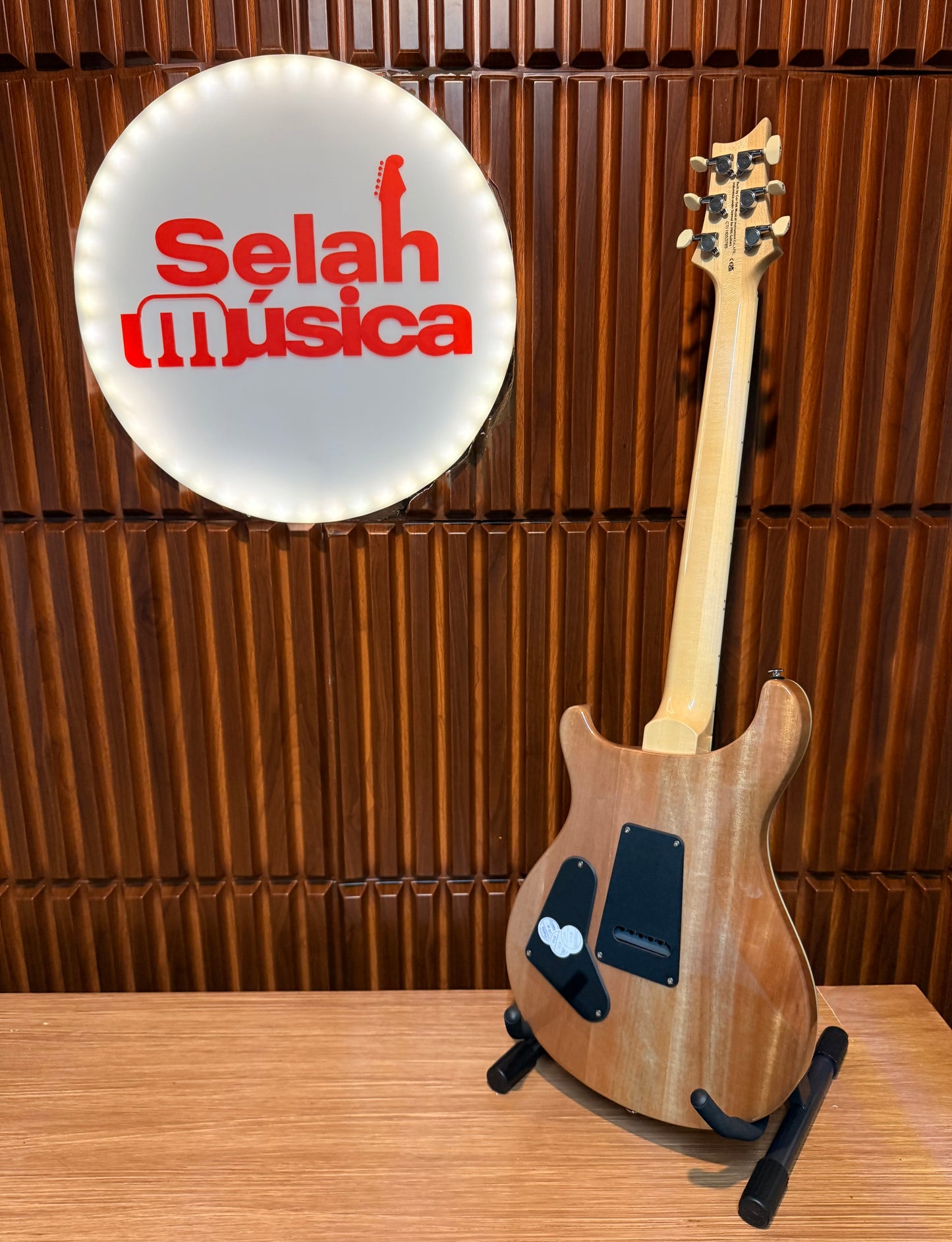 Guitarra PRS SE Custom Blue Fade Finish