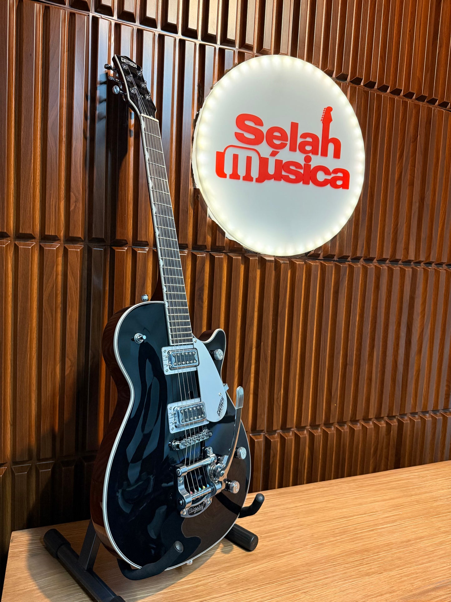 Guitarra Gretsch G5230T Electromatic Jet FT Black | Bigsby Tremolo
