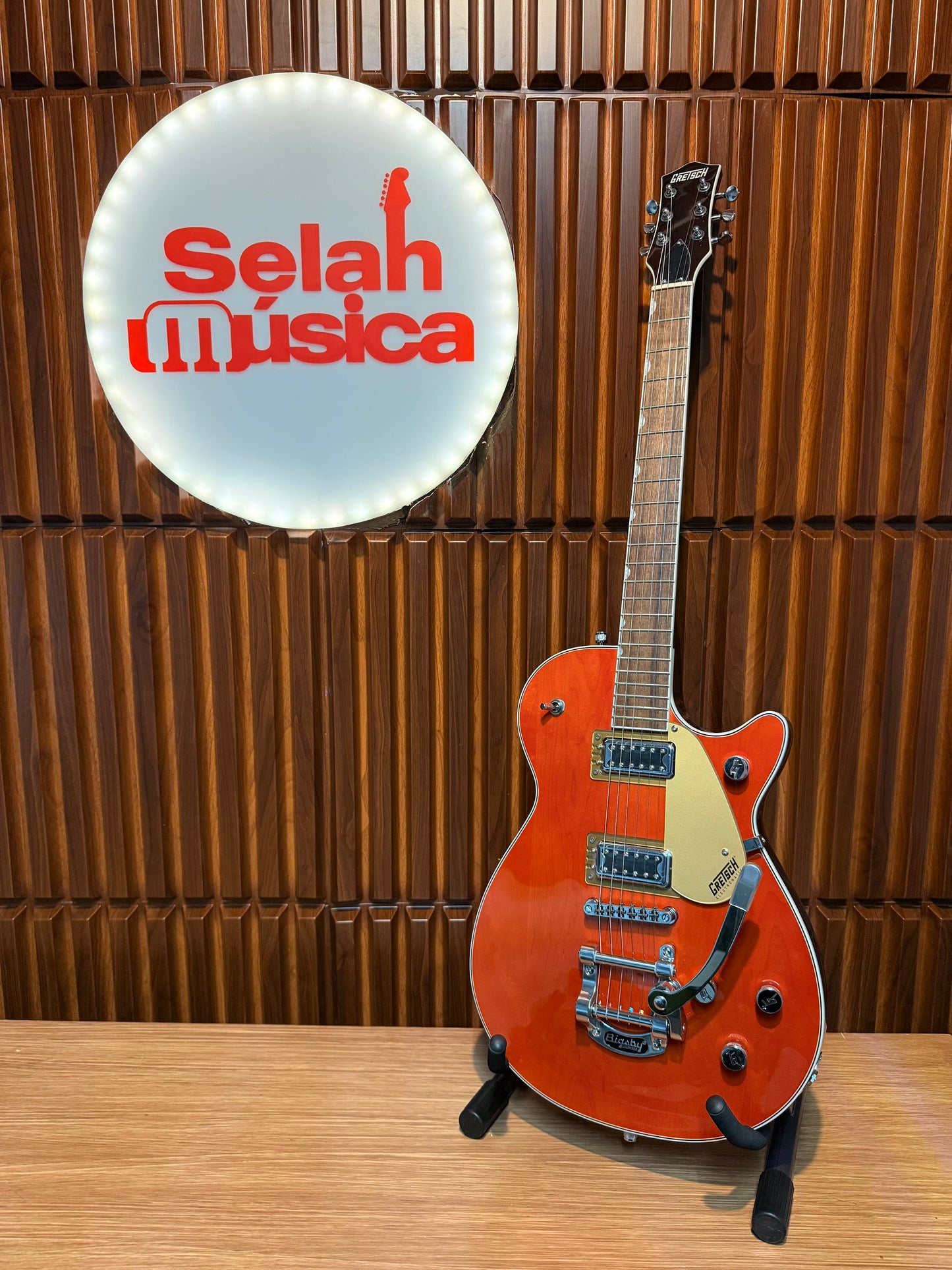 Guitarra Gretsch G5230T Electromatic Jet Orange Stain | Bigsby Tremolo