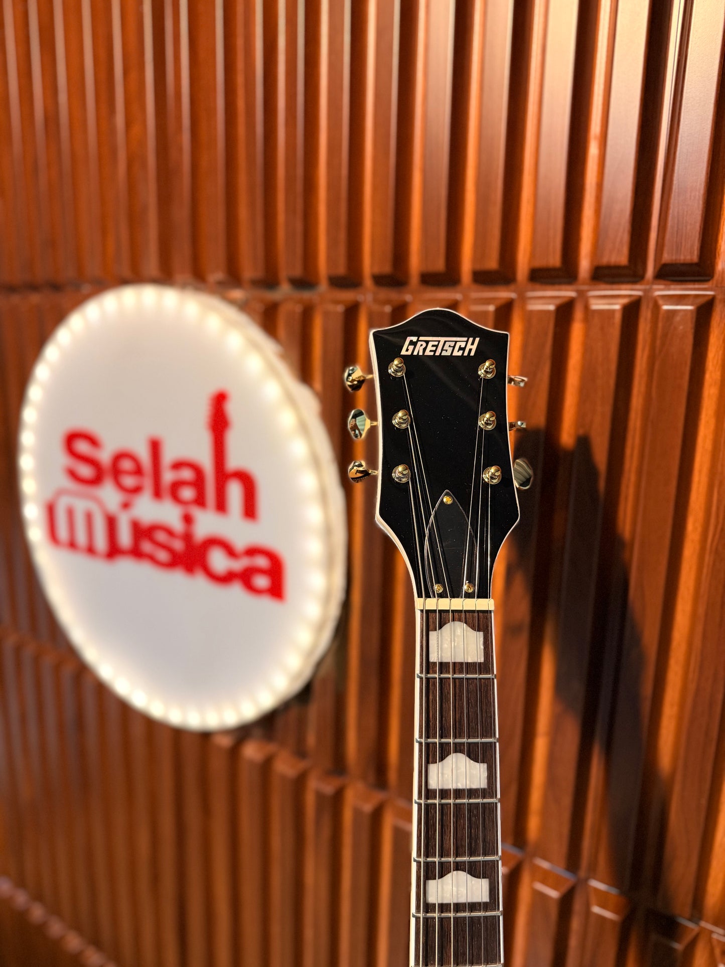 Guitarra Gretsch G5422TG Electromatic Classic Hollow Body White