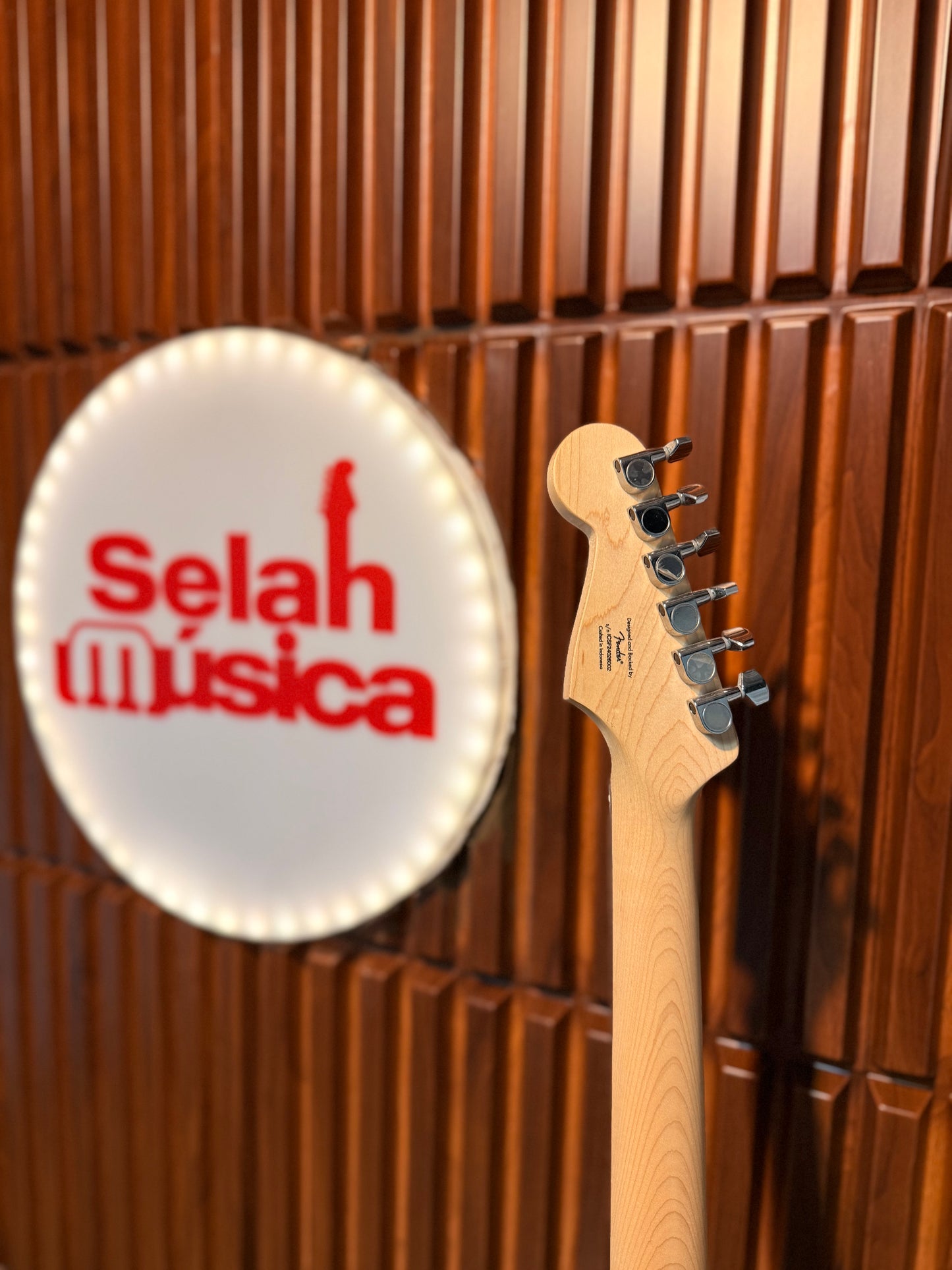 Guitarra Squier Sonic Stratocaster – Rojo