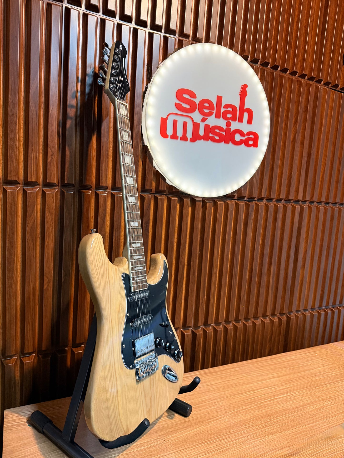 Guitarra Stagg SES-60 NAT – Natural