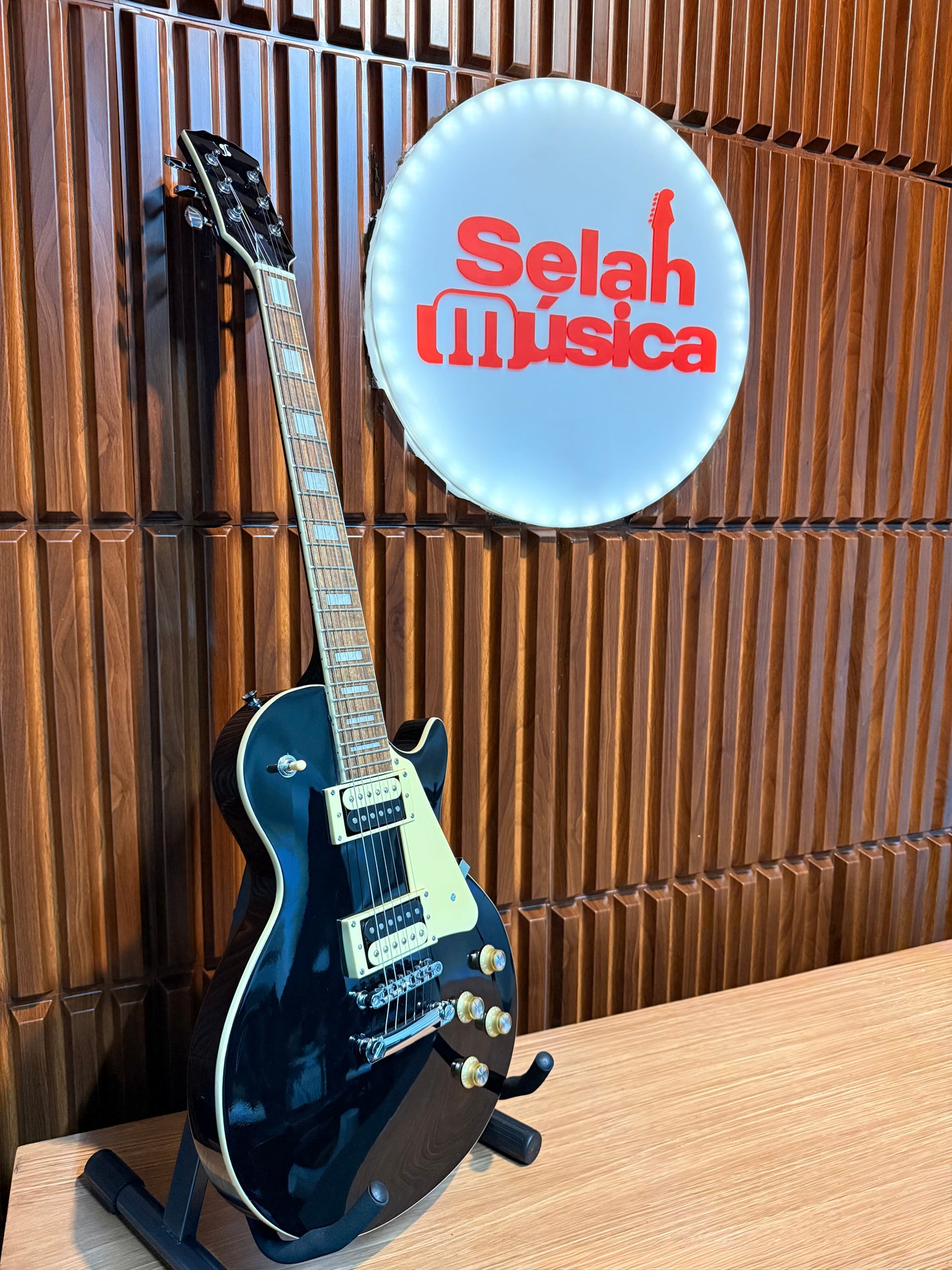 Guitarra Stagg SEL-STD BLK – Black