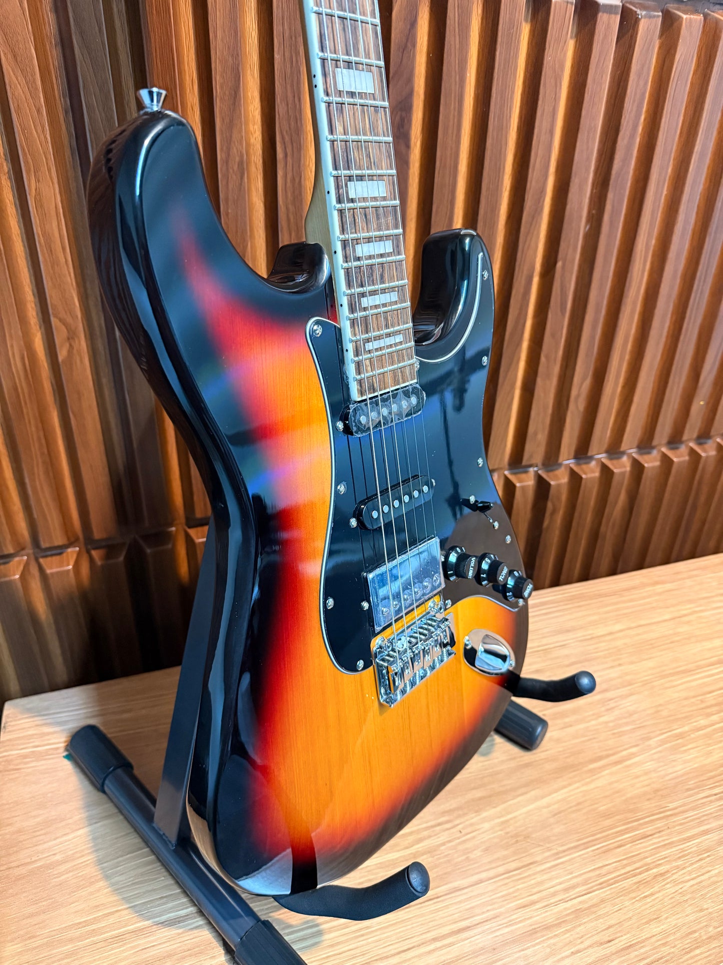 Guitarra Stagg SES-60 – Sunburst