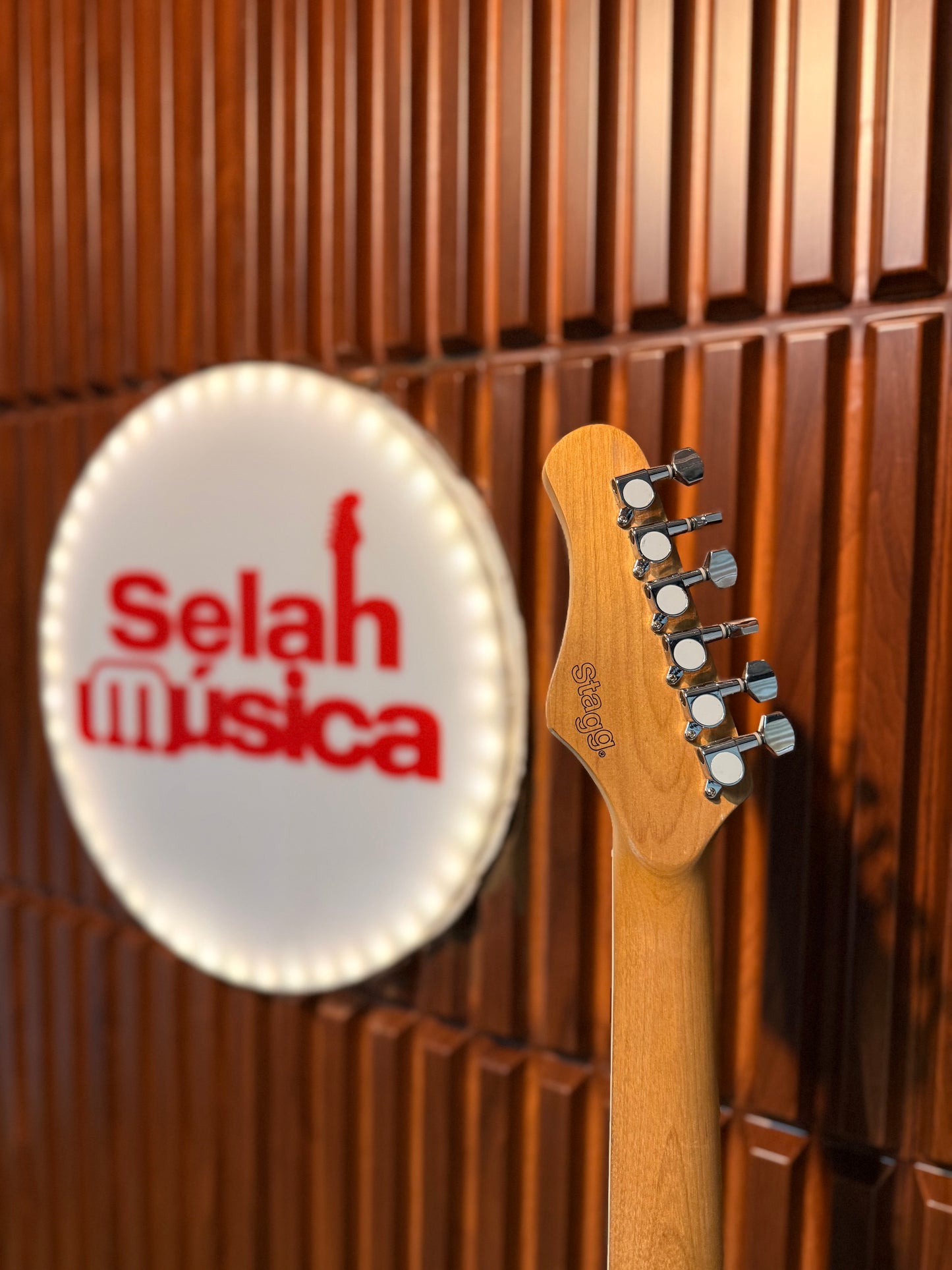 Guitarra Stagg SES-60 – Black