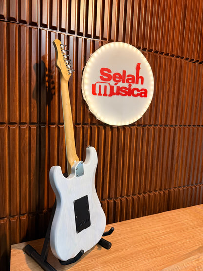 Guitarra Stagg SES-60 – white blonde