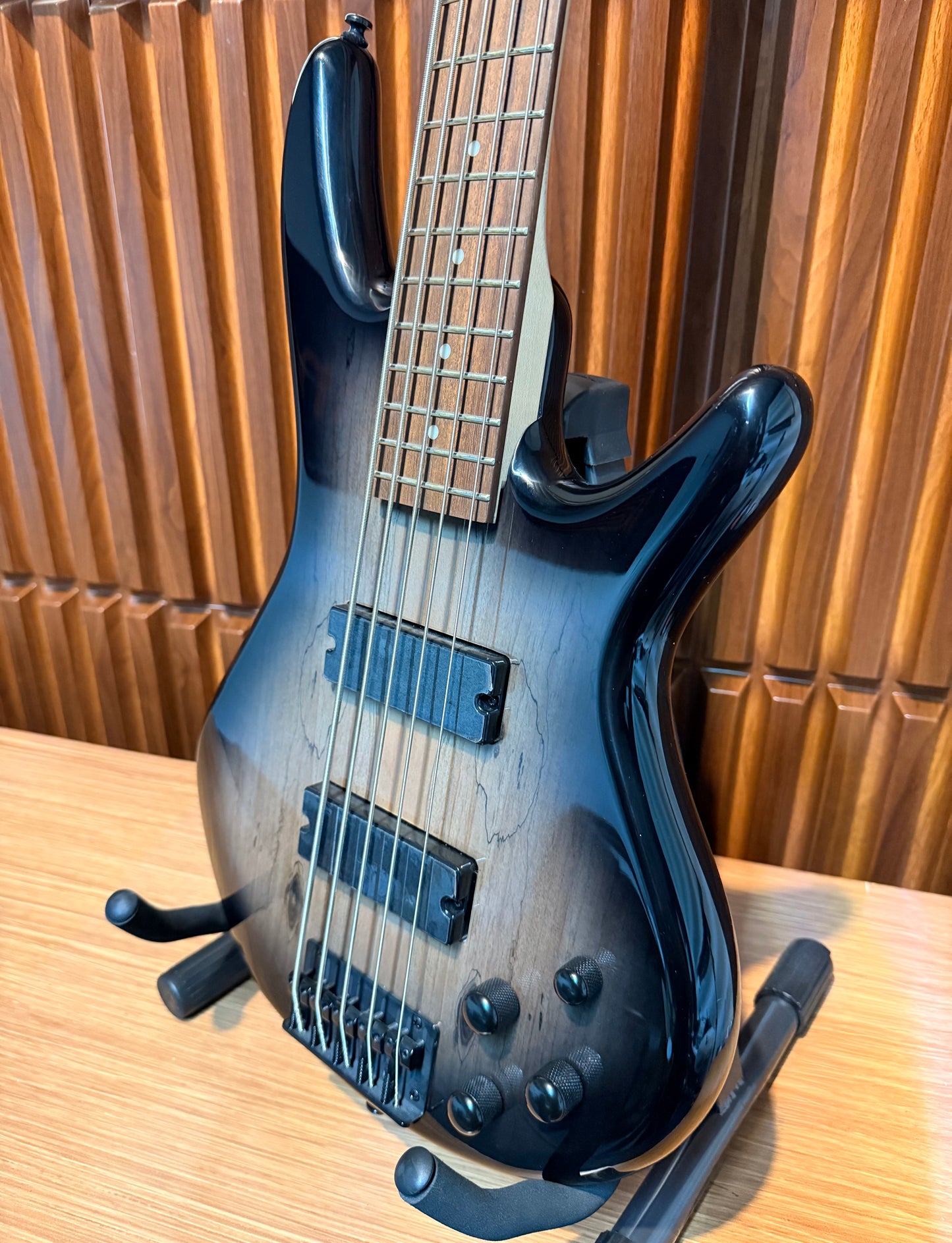 Bajo Eléctrico Ibanez GSR205SM 5 Cuerdas – Natural Gray Burst