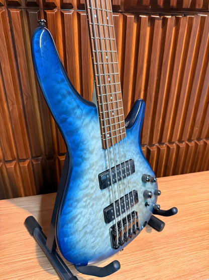 Bajo Eléctrico Ibanez SR405EQM-SCB – Azul Stained Burst Matte