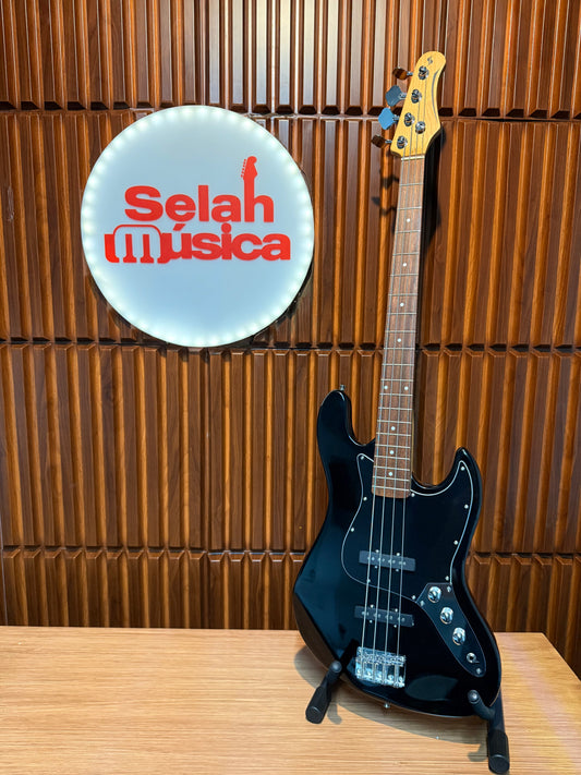 Bajo Eléctrico Stagg SBJ-30 STF 4 Cuerdas – Black