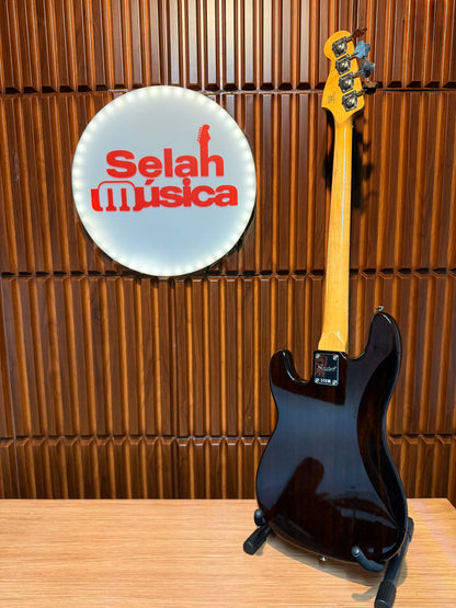 Bajo Eléctrico Squier Classic Vibe ‘70s Precision Bass 4 Cuerdas – Walnut