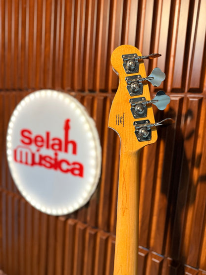 Bajo Eléctrico Squier Classic Vibe ‘70s Precision Bass 4 Cuerdas – Walnut