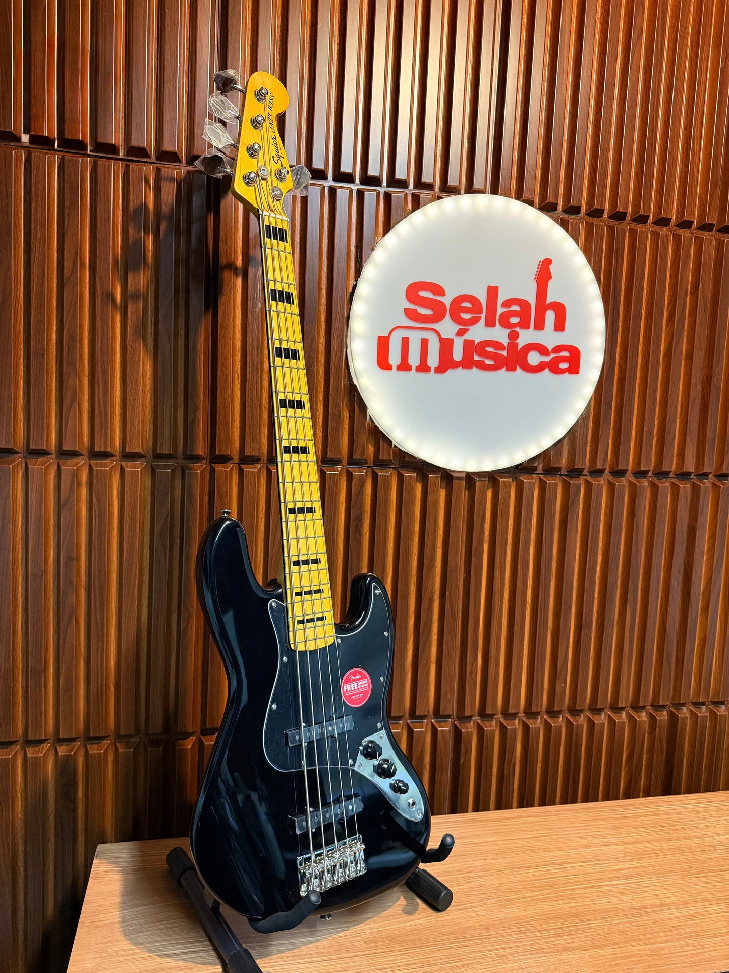 Bajo eléctrico Squier Classic Vibe ‘70s Jazz Bass V – Black