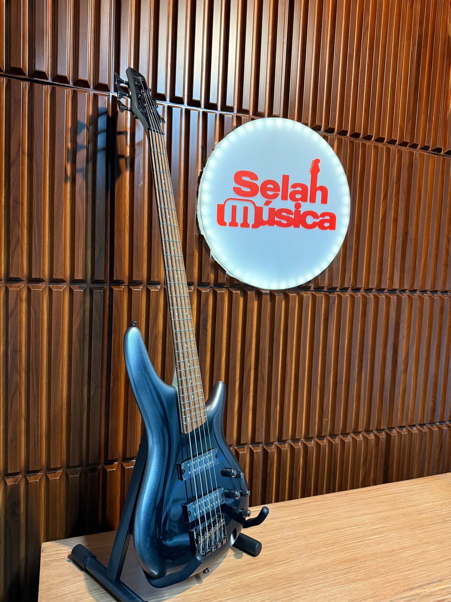 Bajo eléctrico Ibanez SR305E-MGB 5 cuerdas – Midnight Gray Burst