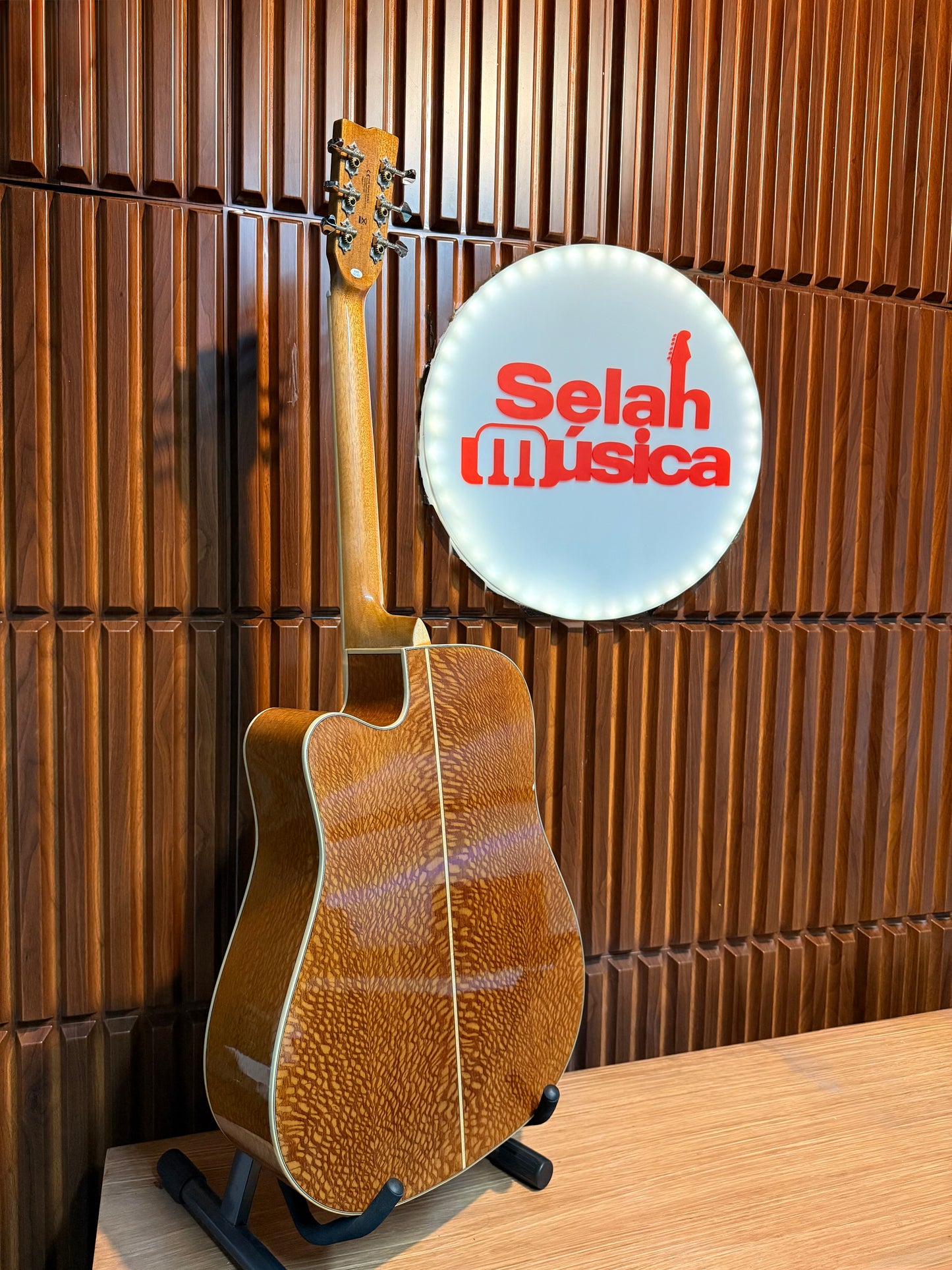 Guitarra electroacústica Stagg SA45-DCE-LW – Natural