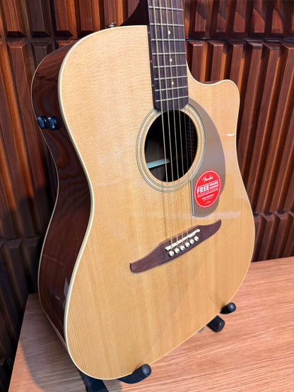 Guitarra electroacústica Fender Redondo Player – Natural