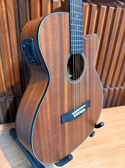 Guitarra electroacústica Stagg SA25-ACE-MAHO – Caoba