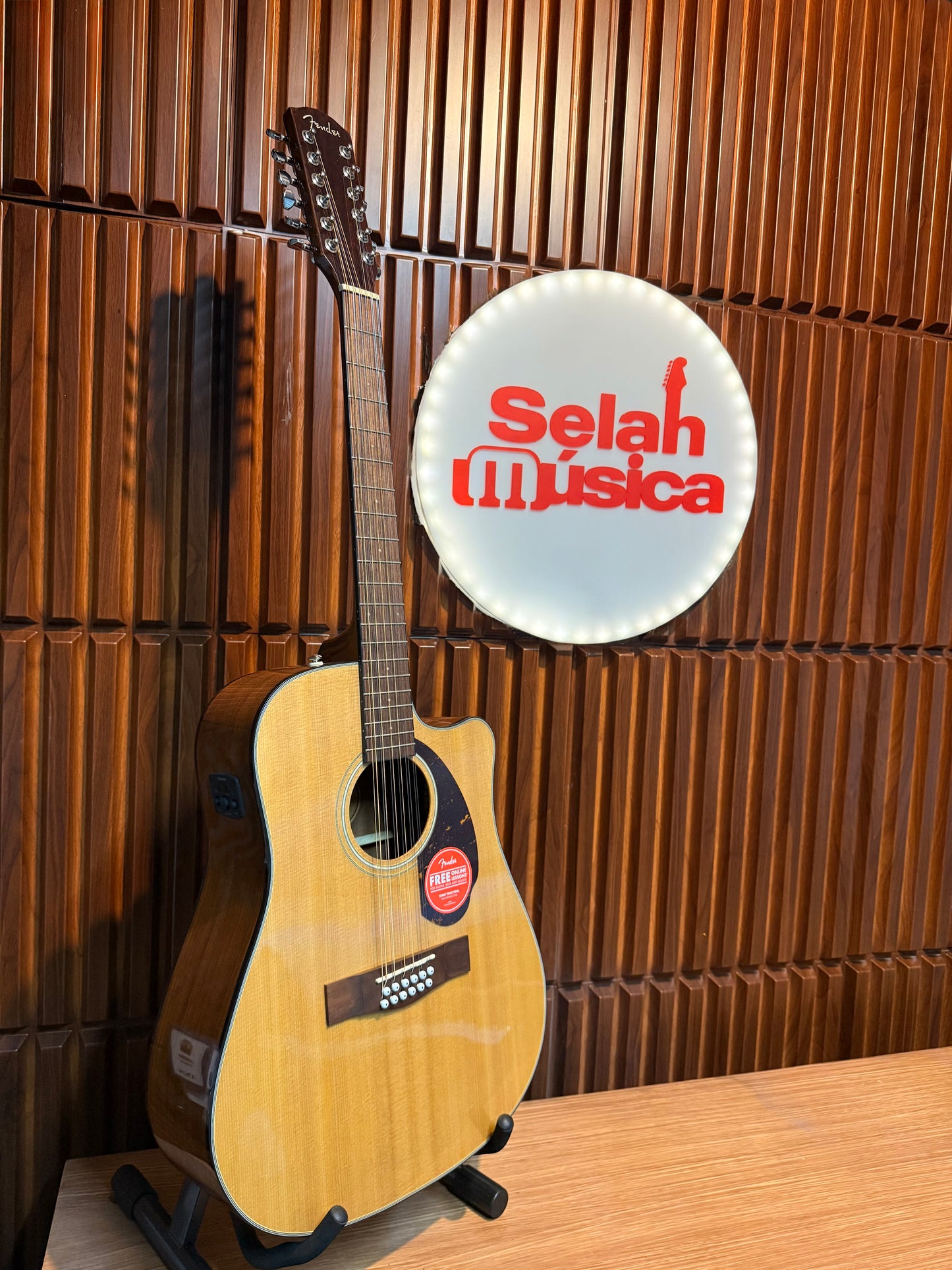 Docerola Fender CD-140SCE
