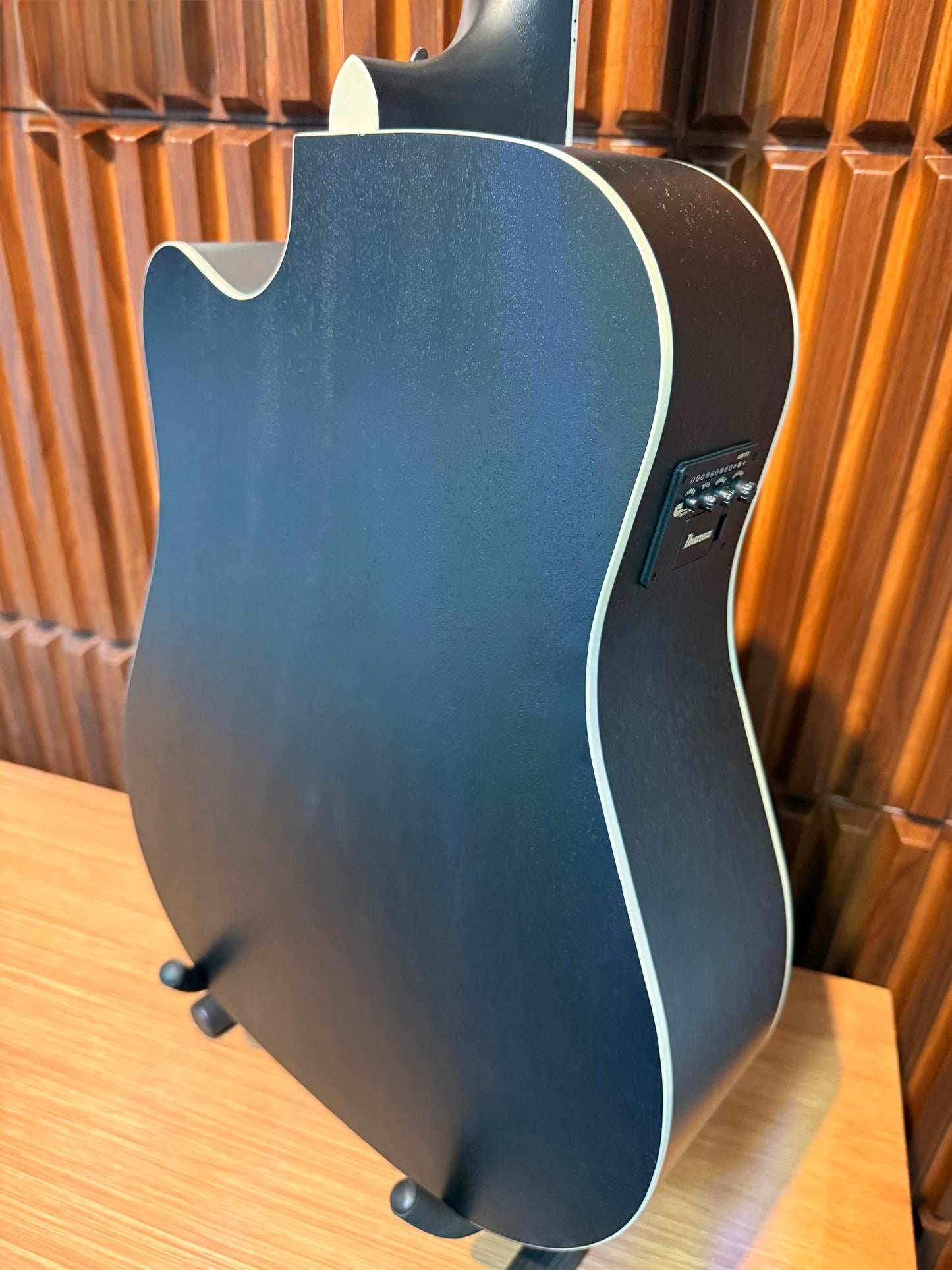 Docerola Ibanez AW8412CE-WK